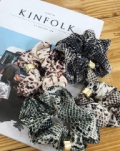 뱀피 스크런치 곱창 슈슈 머리끈