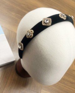 오마이걸 아이유 한혜진 벨벳 큐빅 헤어밴드 머리띠