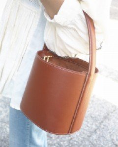 통가죽 스타우드 버킷백(무료배송)