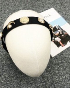 나혼자산다 한혜진 아이유 엔틱 큐빅 헤어밴드 머리띠