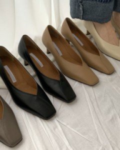 리얼가죽 5cm 미들굽 셀린 브이라인 미들굽 힐 펌프스 성수동제작