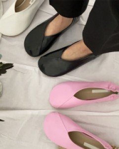 만두 말랑 셀린 주름 플랫