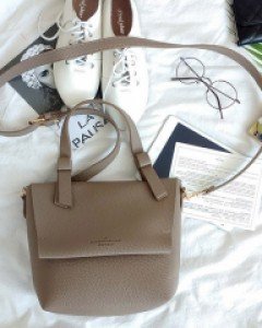 토트겸 크로스 출근룩 기본 사각백