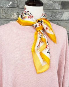 실크 100% H로고 블랙 화이트 무늬 스카프