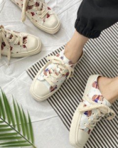 곰돌이 패턴 뮬 운동화