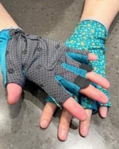 꽃무늬 메쉬 골프 산책 등산 미끄럼 방지 운전 여자 반장갑 4color