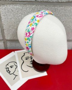 화려한 꽃무늬 머리띠 헤어밴드