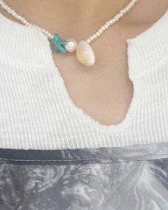 바닷속 조개 진주 목걸이