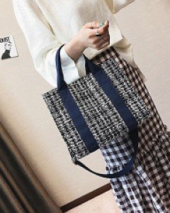 트위드 사각 크로스백