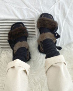 벨벳 스웨이드 밍크 퍼 찍찍이 샌들