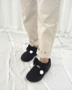 발등 리본 포인트 뽀글이 단화 플랫