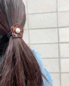 [아즈나브르] 진주 포인트 플라워 호피 머리끈 헤어끈