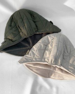 깔깔이 패딩 턱 끈 보닛 모자