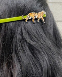 아즈나브르 어흥 호랑이 자동핀 머리핀