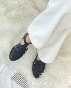 매쉬 꼬임 스트랩 샌들