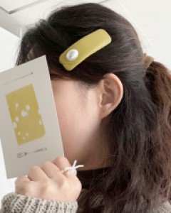 통통 진주 포인트 레더 가죽 똑딱핀 머리핀