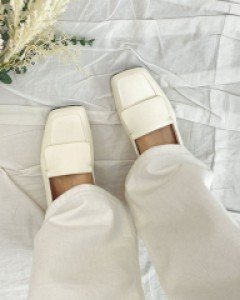 스퀘어 장식 기본 단화 플랫