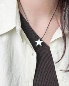 미니 별 팬던트 가죽 끈 목걸이