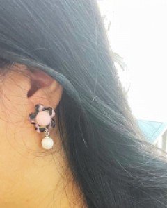 아즈나브르 핑크 호피 꽃 진주 귀걸이