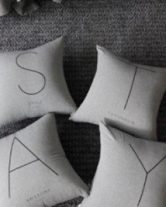 [45%sale]STAY 레터링양면쿠션4장set-그레이컬러