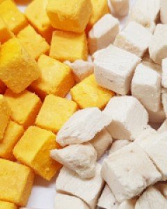 부드럽고 영양가 많은 동결건조 트릿