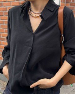 빅토리안 로맨틱 파이어리츠 브이넥 플리츠 카라 블라우스 박시핏 루즈핏 소매프릴