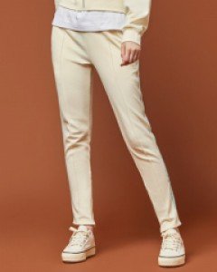 Piping training pants cream