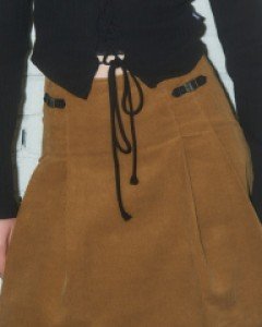 [NF] CORDUROY BUCKLE PLEATS SKIRT (BROWN)_F23ZC860
