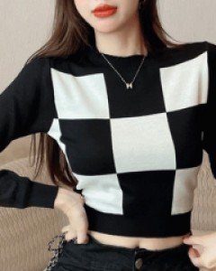 카렌 체스판 패턴 크롭 니트