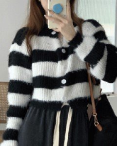 국내상품 / 오세뜨 롱헤어 크롭 니트 가디건