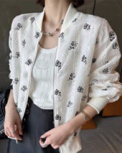 게이츠 꽃 자수 시보리 점퍼