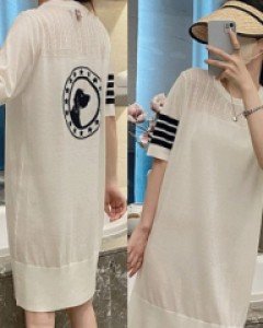 등뒤에 강아지 카라 니트 원피스