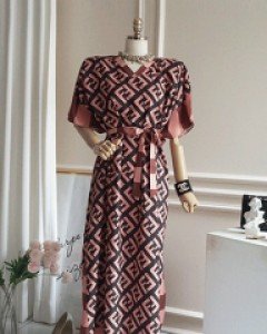 페테르 영문패턴 루즈핏 럭스 롱원피스