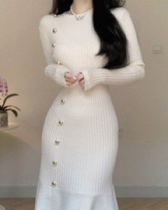 레놀즈 사이드버튼 골지 머메이드 니트원피스