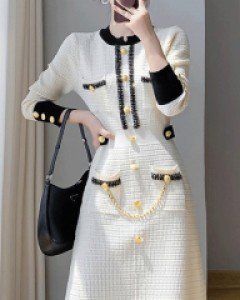 모멘트 럭스 골드체인 페미닌 트위드니트 원피스