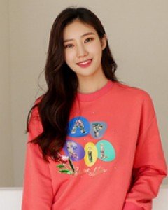 얼굴을 환하게 캔디컬러 진주장식 맨투맨티
