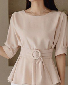 [루이스엔젤] 고혹적실루엣 셔링 핀턱 벌룬 소매 라인벨티드 페플럼 블라우스