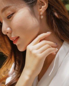 큐빅드롭 심플 이어링