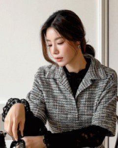 디올리 트위드 카라넥 블라우스