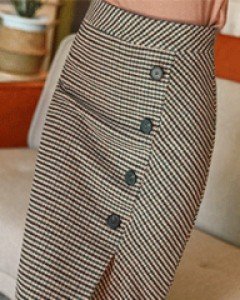 버튼디테일 앞트임 H라인 울10 체크미디스커트