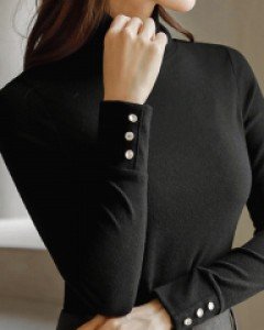 [루이스엔젤] 루셀라 소매큐빅버튼 피치기모 폴라 티셔츠