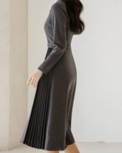 [기획특가] 로지엔 랩 스타일 사이드 플리츠 카라 원피스