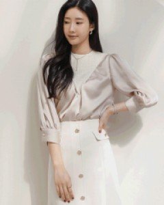 [루이스엔젤] 러비브 트위드 V배색 셔링 7부 새틴 블라우스
