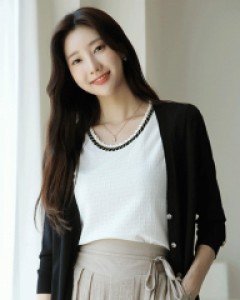 [루이스엔젤] 리모어 비스코스 소매 브로치 7부 하프 가디건