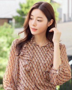 [루이스엔젤] 치오키 컬러 체크 스텝 프릴 리본 블라우스