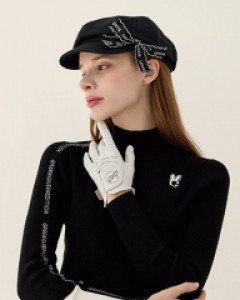 [QoG] 골프 한쪽 사이드소매 레터링 반폴라 골지 니트