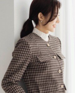 [루이스엔젤] 로빈즈 울 체크 쥬얼리버튼 세미크롭 자켓