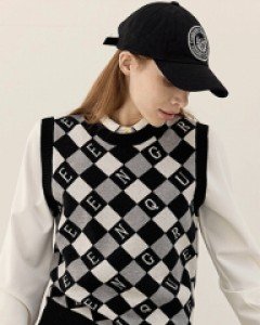 [QoG] 골프 영문 마름모 니트 라운드 조끼