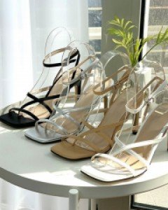 프레아 스퀘어 스트랩 샌들힐