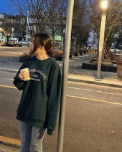 소파클럽 자수 맨투맨티-4color, 첫눈에 반헀어요 - 스타일티바